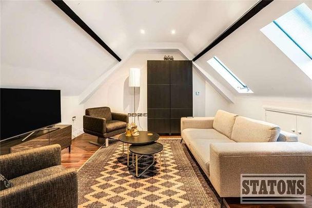 Royal Connaught Park, Bushey, Hertfordshire, WD23 - Photo 1