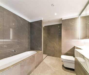 An exceptional three bedroom apartment in this brand new development, One Thames City. - Photo 1