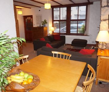 2 bedroom terraced house to rent - Photo 3