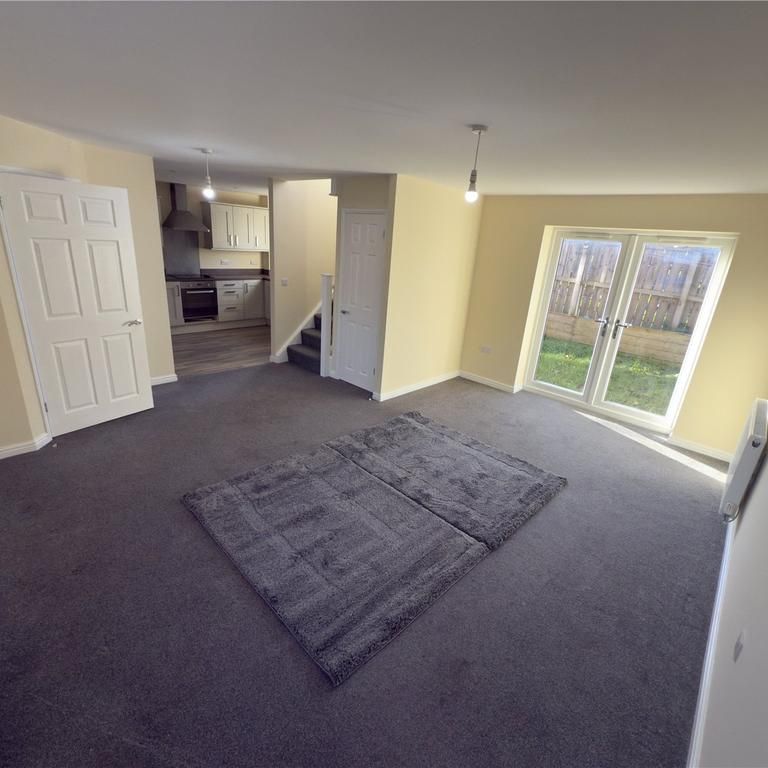 3 bedroom property to rent - Photo 1