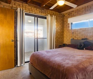 2 Bed Apartment, PANORAMIC OCEAN VIEWS, top 2 floors, HUGE 185m2 + ... - Photo 2