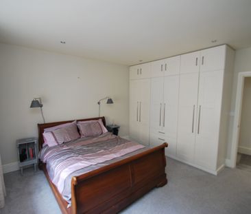 Sutcliffe House, Bath, London Road - Photo 5