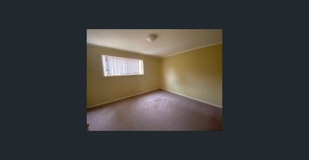 CUTE AND COMPACT - Photo 2