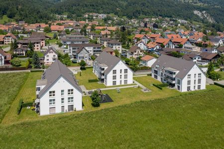 Rural yet central - Photo 2