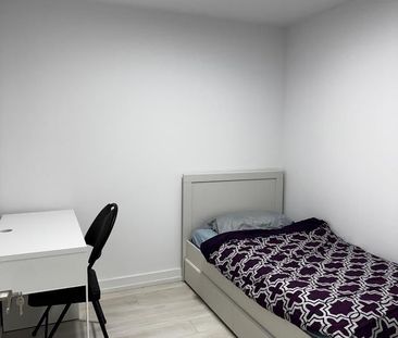 For Lease - 75 James Street Unit# 912, Hamilton, Ontario - Photo 5