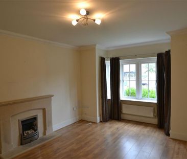 4 bedroom semi-detached house to rent - Photo 4