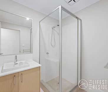 4 BED + STUDY ~ SPACIOUS LIVING! - Photo 5