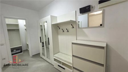 Apartament cu 1 camera Centru, bloc nou, AC, UMFST, parcare subterana - Photo 2