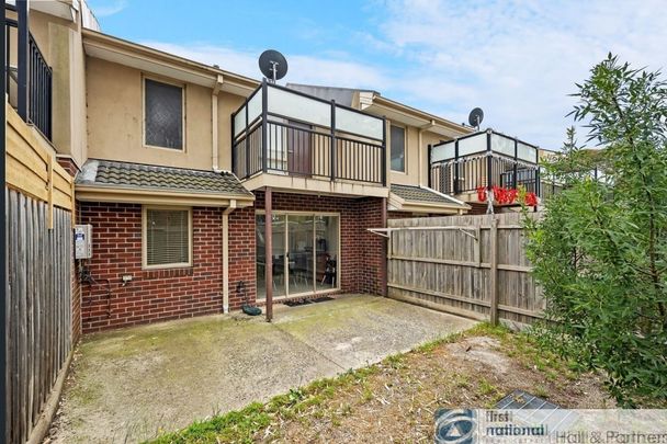 7 / 139 Endeavour Drive, Cranbourne North - Photo 1