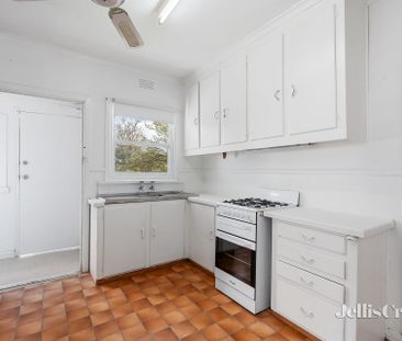 5 Munro Street, Macleod - Photo 4