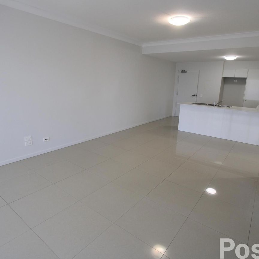 Contemporary & functional 2 Bedroom 2 Bathroom Chermside Apartment - Photo 1