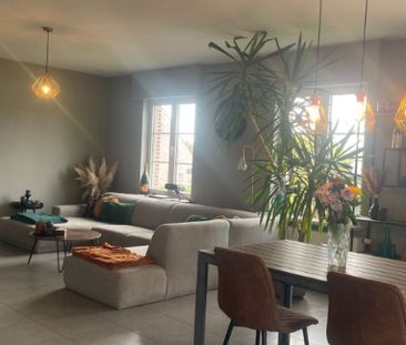 Appartement te huur in Eksaarde voor € 950 met 3 slaapkamers - Foto 1