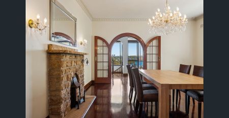 Expansive Family Home with Commanding Views - Photo 4