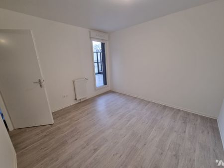 Appartement de 2PP au 1er étage, situé dans une Résidence récente, à l'entrée de CAEN. - Photo 3