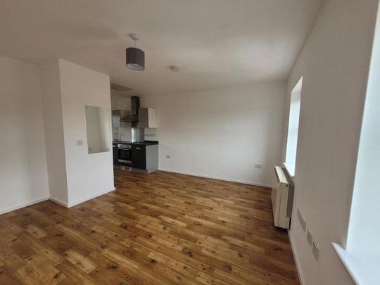 Studio to rent - Photo 1