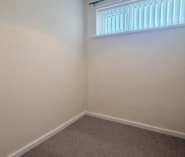 Windsor Place - Photo 2