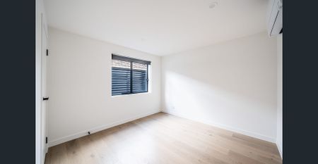 BIG,BRAND NEW FITOUT,BOUIQUE BLOCK OF ONLY 10 - Photo 5