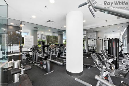 Fully Furnished Modern & Spacious Two Bedrooms Unit With Panoramic Views - Photo 3