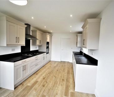 2 Bedroom Detached To Let - Photo 3