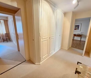 Spacious 6-room apartment in the heart of Eaux-Vives - Foto 5