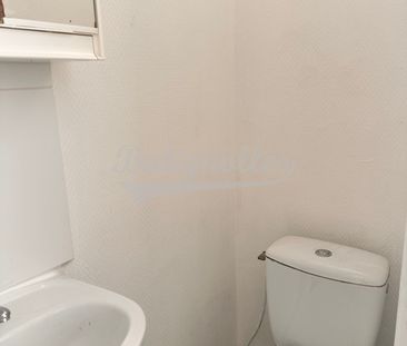 Location Appartement 1 pièce 10m² PARIS 11ème - Photo 4