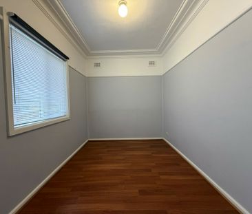 Convenient and Cosy 3 Bedroom Family Home!! - Photo 1