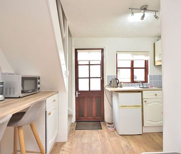 1 bedroom mid terraced house to rent, - Photo 4