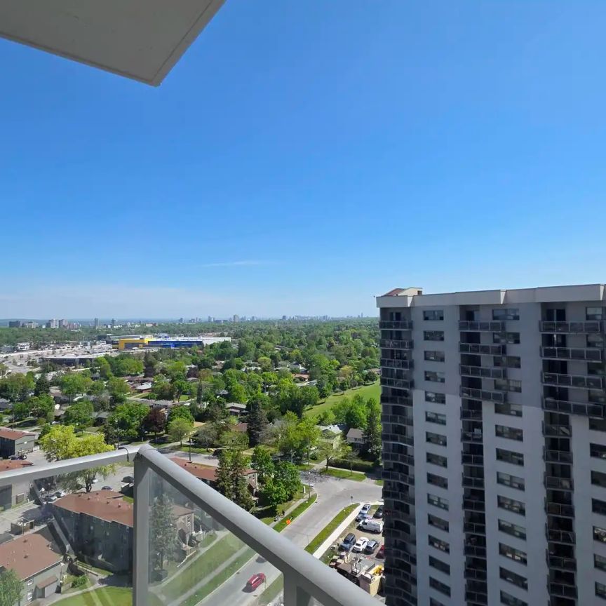 Riviera Suites — 2 Bedroom - Photo 2