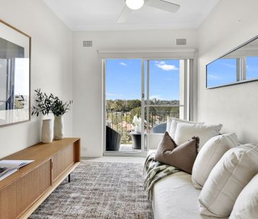 Sleek, Sundrenched with Elevated Vistas - Photo 5