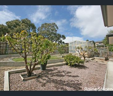 21 Carbeen Street, Mornington, TAS 7018 - Photo 3