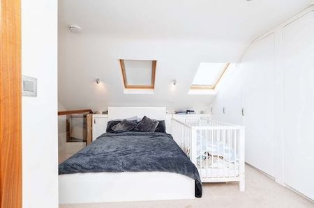 2 Bed Flat, St. Kildas Road, HA1 - Photo 4