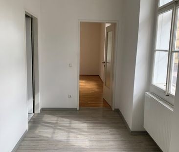 Idyllische 2-Raum-Wohnung mit Blick auf den Südbahnhofmarkt im 1ten... - Photo 3