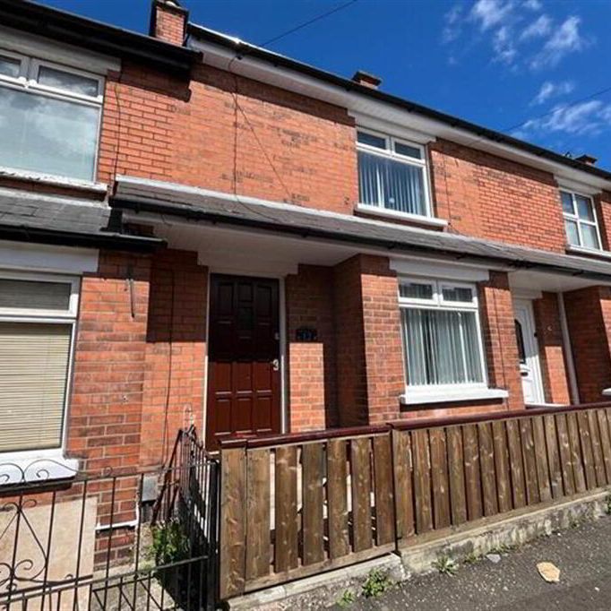 12 Willowfield Parade, Belfast, BT6 8HQ - Photo 1