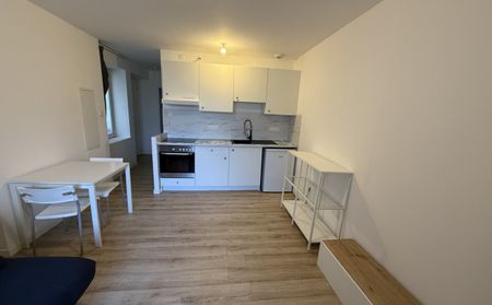 CENTRE VILLE PONTARLIER - APPARTEMENT T2 - Photo 3