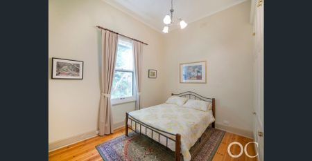 Open the Door to Timeless Elegance - Photo 5