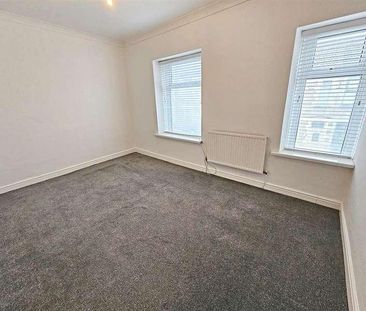 Augustus Street, Ynysybwl, CF37 - Photo 3