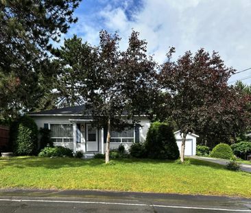 Maison à Louer - Village St-Sauveur - Photo 2