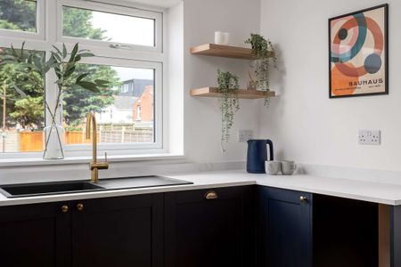 Calton Road Room 2 - Photo 5