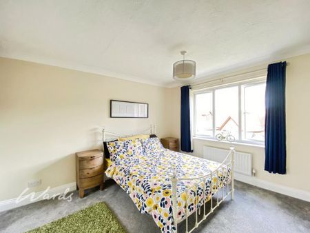 5 bedroom detached house to rent - Photo 4