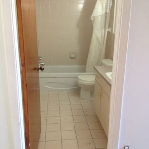 $1,700.00 St. Léonard, 5 1/2-2nd Floor - Photo 3