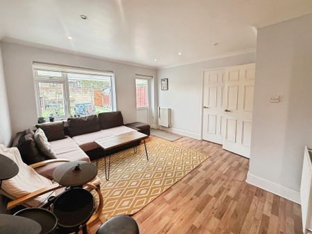 3 bedroom house to rent - Photo 2