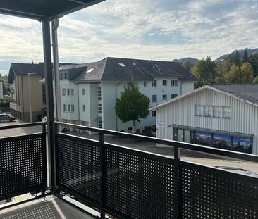 Attraktive 3.5 Zimmer Wohnung mit neuem Balkon - Photo 5