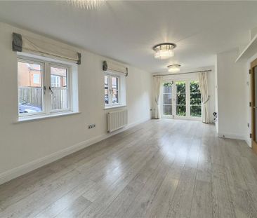 2 bedroom semi-detached house to rent - Photo 6