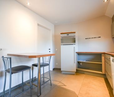 Duplexappartement te Sint-Eloois-Winkel met 2 slaapkamers - Foto 6