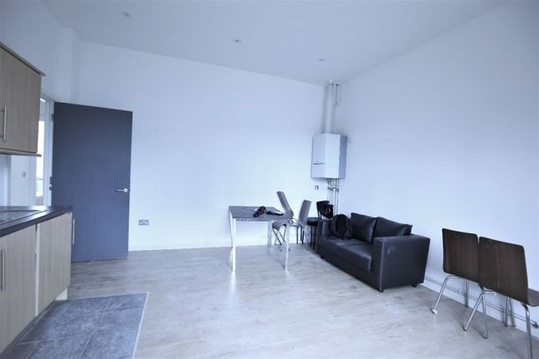 Benwell Road, London - Photo 1