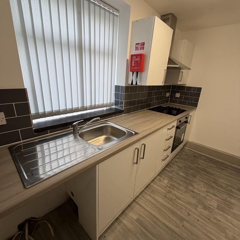 Studio to rent - Photo 1