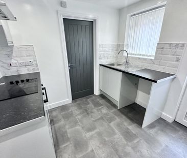 Rockingham Road - Photo 3