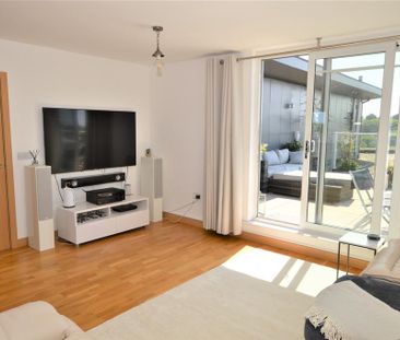 2 bedroom apartment to rent - Photo 3