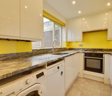 3 bedroom house to rent - Photo 2