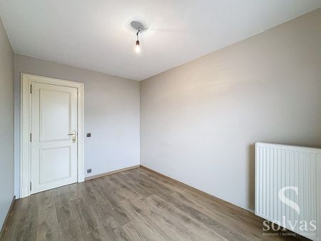 Ruim appartement met 3 slaapkamers en garage - Photo 4